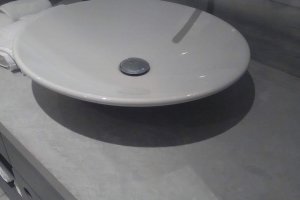 Beton nábytek - cementová stěrka na OSB desce